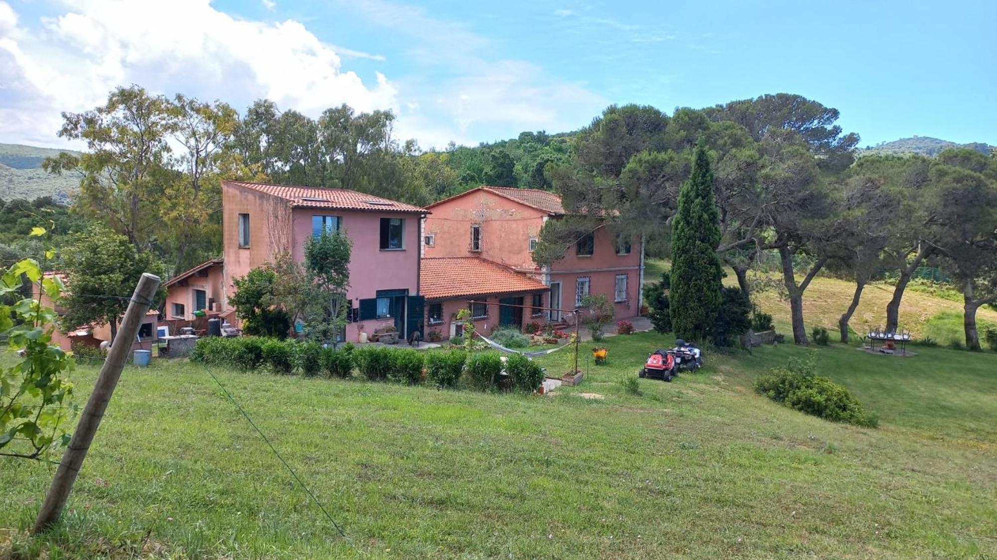 Allulivus Montenero  Exterior photo